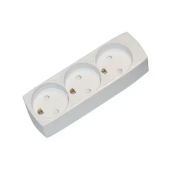 NST 3-Stikdse m.jord hvid